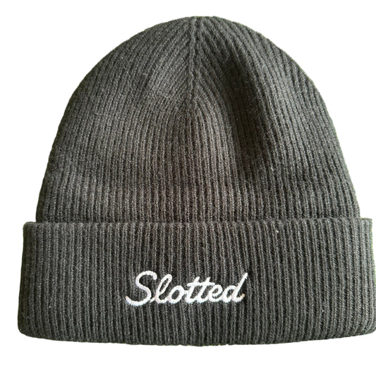 Black beanie with 'Slotted' embroidery 